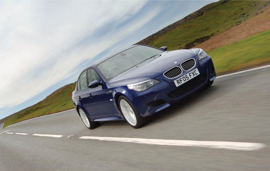  BMW M5 (E60) 2005 года  (UK) (фото 8 из 21)
